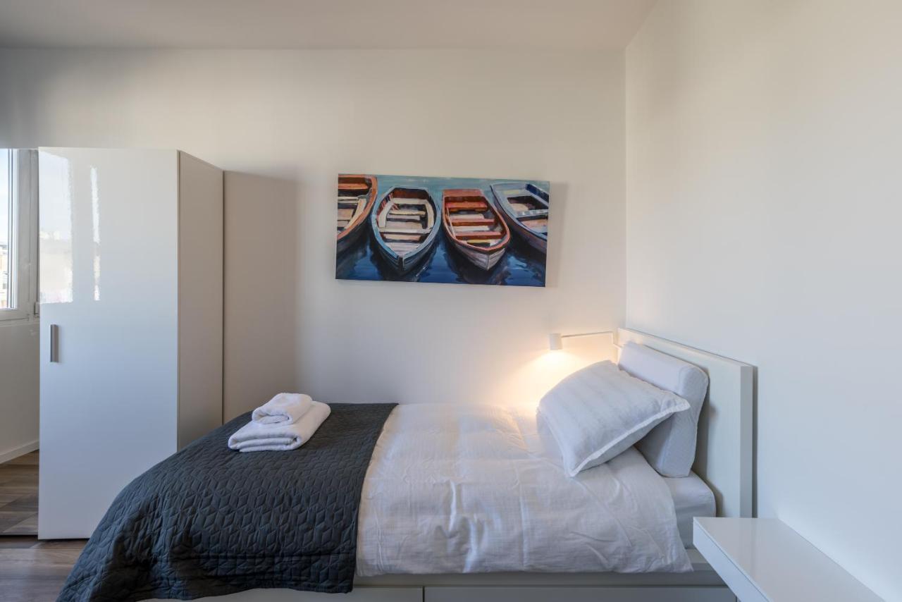 Sundowners Apartment, 52Qm, Double & Single Bed, 10 Min From Old Town Of Split Bagian luar foto