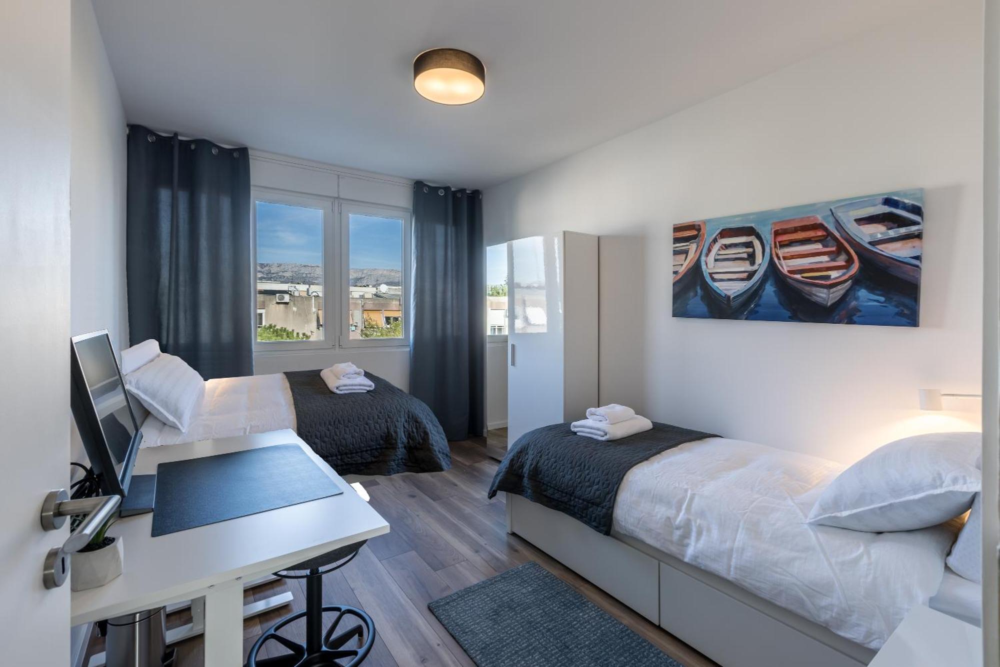 Sundowners Apartment, 52Qm, Double & Single Bed, 10 Min From Old Town Of Split Bagian luar foto